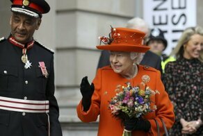 Елизавета II вышла в инстаграм!