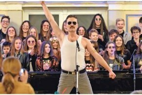 Пришедшие на детский концерт родители попали на выступление Queen