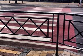 Трудности из жизни пешеходов: на своих двоих, или Каждый день новая полоса препятствий