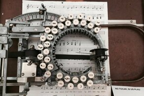 Вот это вещь: нотная печатная машинка Keaton Musiс