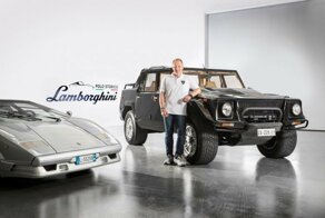 Внедорожник Lamborghini LM002, который принадлежал Саддаму Хуссейну
