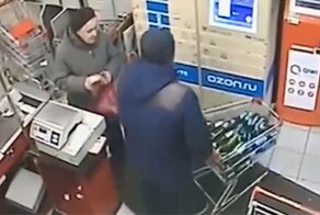 Москвич вынес из "Дикси" 105 бутылок пива, не заплатив ни копейки: видео