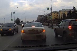 Догнал Тойоту на пешеходном переходе