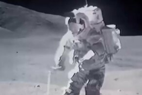 Ускоренное видео с американцами на Луне под веселую музыку
