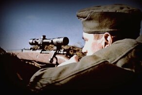 Почему немецким снайперам приходилось платить своим помощникам во вторую мировую войну