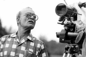 Он заставлял смеяться, когда хотелось плакать