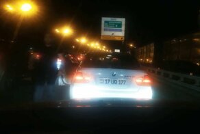 Агрессивные обочечники на МКАД с иностранными номерами