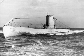 Для чего были нужны пушки на подводных лодках?