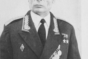 ЖИЗНЬ — ПОДВИГ. Петров Василий Степанович — воевал без обеих рук. Дважды Герой Советского Союза