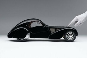 Не для всех и не для каждого: как уникальная Bugatti стала дешевле и «размножилась»