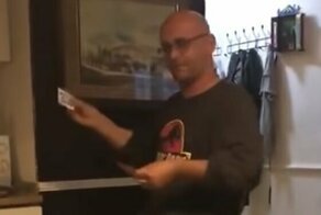 Фокус с картами пошел не по плану