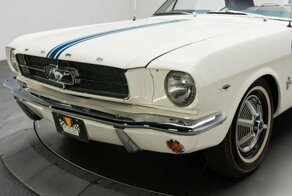 Кабриолет Mustang 1964: Инвестиция в автомобиль или миллион долларов коту под хвост?