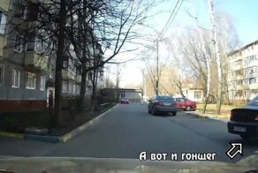 Лекция о максимальной скорости в жилой зоне для молодого водителя