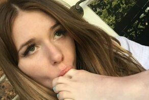 Одиночество - скука: выходки девушек, которых никак не заберут замуж