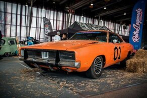 Фоторепортаж с Автотюнинг-шоу 2019 в Сокольниках