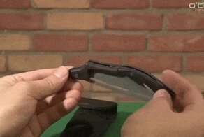 Необычные механизмы открывания ножей