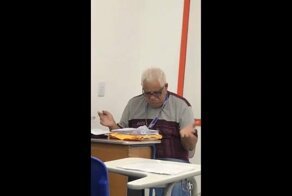 Непередаваемые эмоции преподавателя при проверке экзаменационной работы