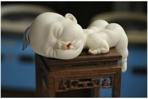 Пластичные керамические детишки, которые поднимут вам настроение