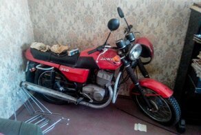 Новая Jawa 350, простоявшая 30 лет в квартире