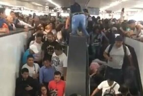 Видео: ЧП на эскалаторе в Мехико