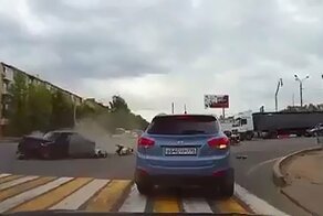 Авария дня. Двое мужчин вылетели из салона машины в Подмосковье
