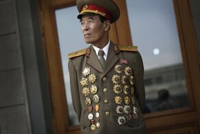 Не заслужил - не мужик: Минобороны решило запретить ношение лишних наград