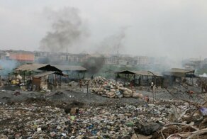 Экология? Не, не слышали! Как живётся в нигерийской Ониче — городе с самым грязным в мире воздухом