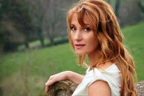 10 актрис из сериалов девяностых, которых сложно забыть