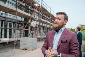 Конор Макгрегор строит восемь домов для бездомных ирландских семей