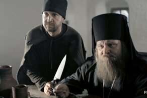В Троице-Сергиевой лавре пьяный монах устроил поножовщину из-за денег