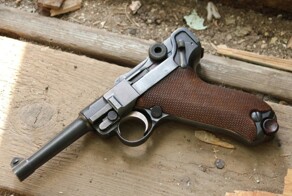 Почему пистолет Парабеллум так называется?