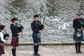 Почему мужчины Шотландии носят юбки?