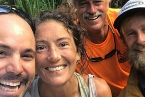 Девушка заблудилась на Гавайях и прожила две недели на воде из ручья и ягодах