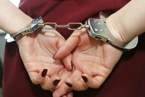 В Башкирии мать двоих детей ограбила банк и скрылась