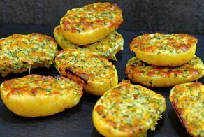 Картофель запеченный в духовке под ароматной хрустящей корочкой!