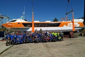 Спущено на воду 3-е судно на подводных крыльях серии "Валдай 45Р"