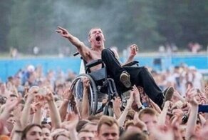 Опустить руки невозможно... если у тебя их нет