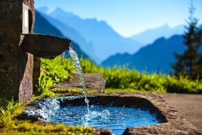 Можно ли пить родниковую воду?