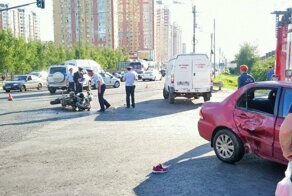 Авария дня. Пассажирка мотоцикла без шлема погибла в Подмосковье
