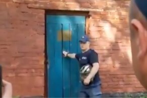 Инструктор решил показать, как работает светошумовая граната, но что-то пошло не так