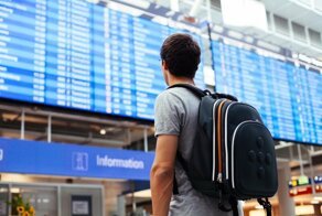 Российским полицейским добавили еще две страны для пляжного отдыха