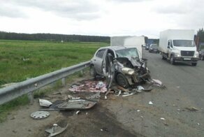 Авария дня. Под Екатеринбургом пострадала беременная женщина и ее дочь