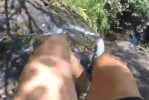 Почему важно смотреть под ноги во время походов на природу