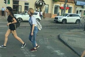 Слегка перегнули: Пост про настоящих подруг