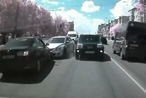 "Камикадзе" из Тулы: выезд Volkswagen на встречную полосу