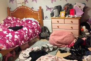 Бардак и дети: ведущий ВВС пожаловался на беспорядок в комнате дочери и спровоцировал флешмоб