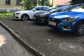 Автомобилисты так обрадовались новой "парковке", что поспешили занять места