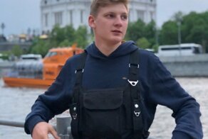 "Я блондинку ещё не пробовал": водитель Яндекс.Такси угрожал пассажиру изнасилованием