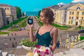 Молодость и очарование. Участницы школьных "Выпускных-2019" во всей красе