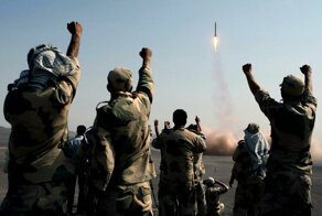 Вчера мир остановился в шаге от войны